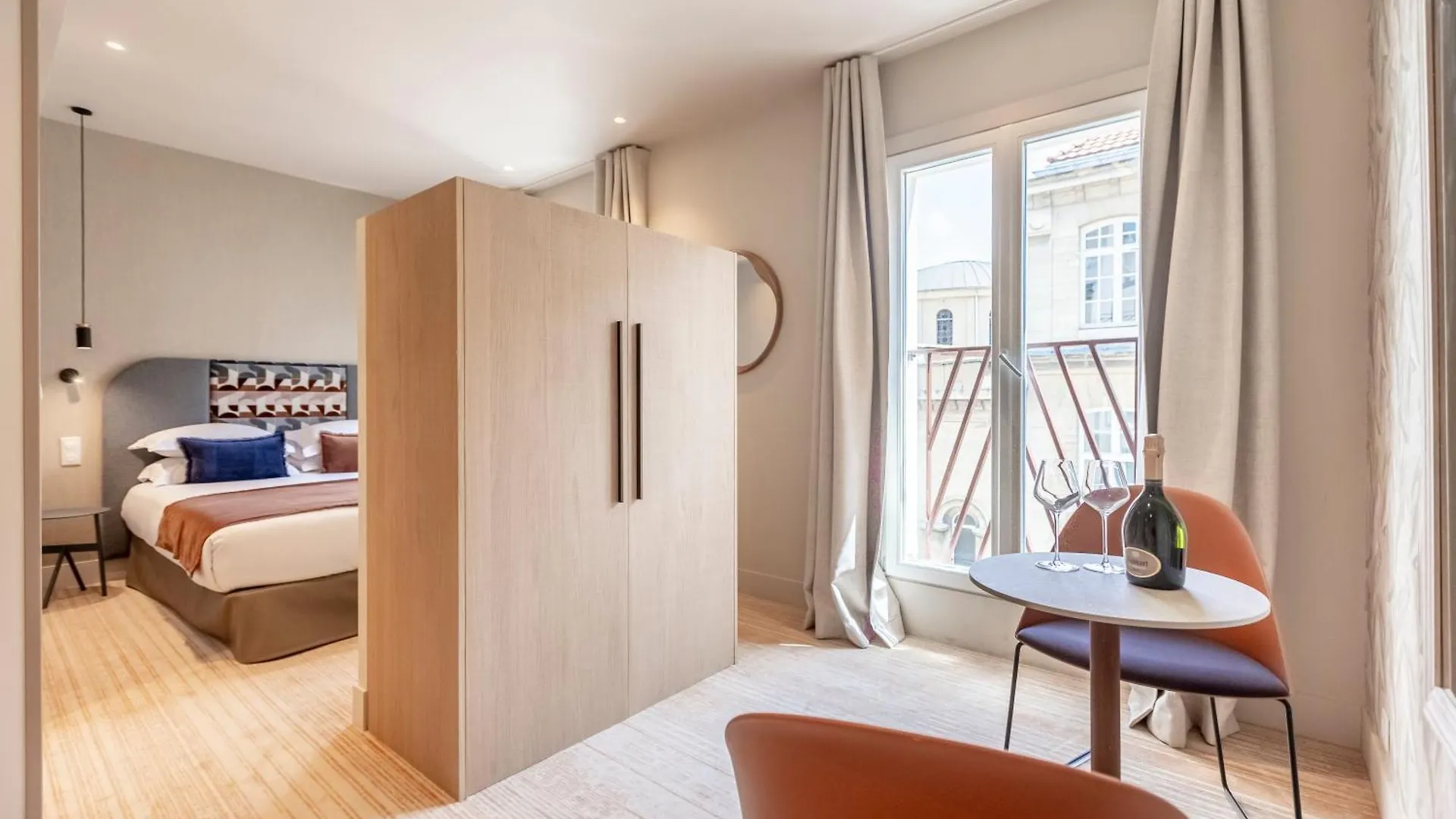**** Hotel Suites Fl - By Sweett Paris France