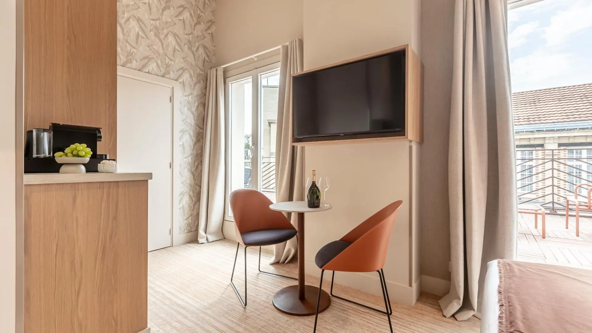 Suites Fl - By Sweett Paris France
