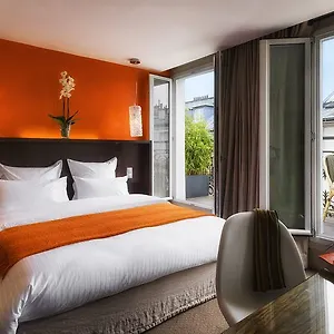 B Montmartre Hotel